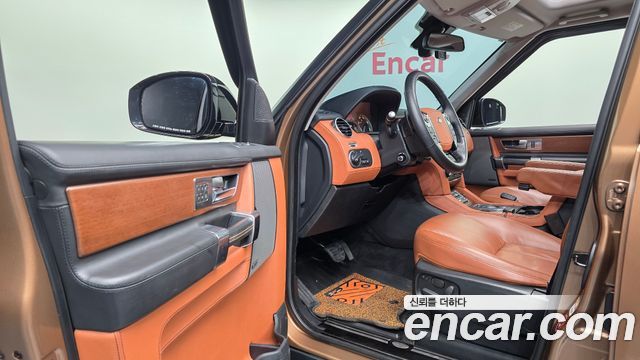 Land Rover Discovery 4 3.0 SDV6 Landmark Edition 2016 — фото 10