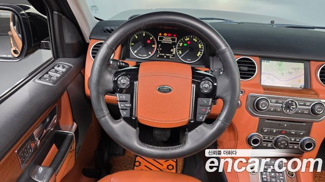 Land Rover Discovery 4 3.0 SDV6 Landmark Edition 2016 — фото 13