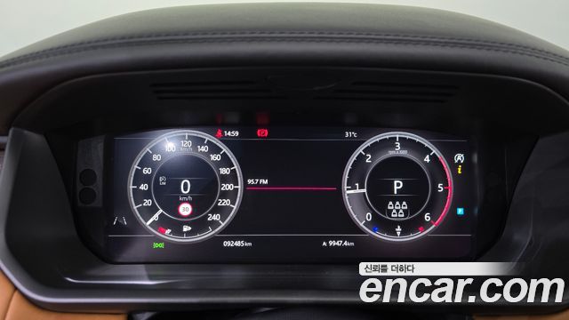 Land Rover Discovery 5 3.0 SD6 HSE Luxury 2019 — фото 8