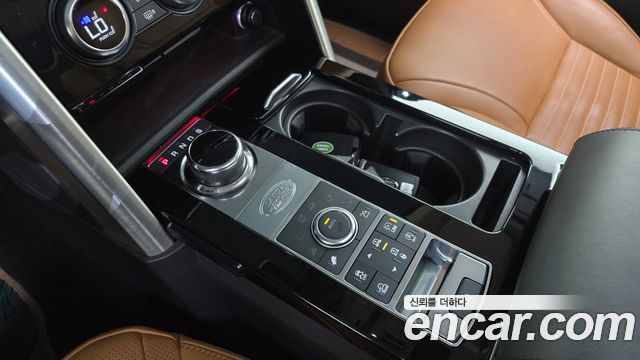 Land Rover Discovery 5 3.0 SD6 HSE Luxury 2019 — фото 9
