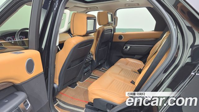 Land Rover Discovery 5 3.0 SD6 HSE Luxury 2019 — фото 11