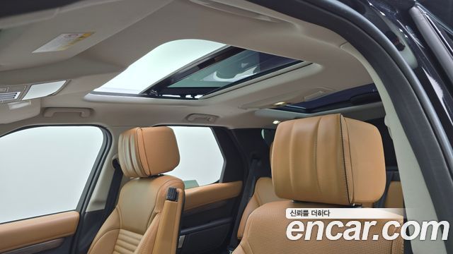 Land Rover Discovery 5 3.0 SD6 HSE Luxury 2019 — фото 18