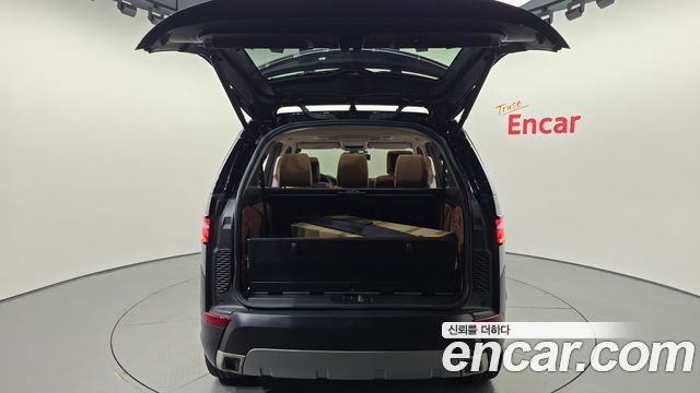 Land Rover Discovery 5 3.0 SD6 HSE Luxury 2019 — фото 20