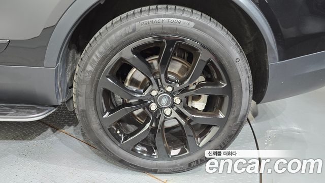 Land Rover Discovery 5 3.0 SD6 HSE Luxury 2019 — фото 21