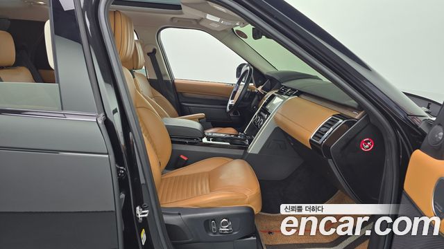 Land Rover Discovery 5 3.0 SD6 HSE Luxury 2019 — фото 26