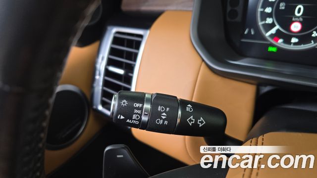 Land Rover Discovery 5 3.0 SD6 HSE Luxury 2019 — фото 33