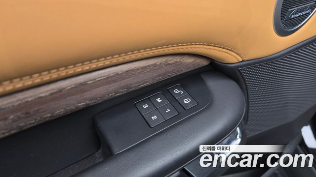 Land Rover Discovery 5 3.0 SD6 HSE Luxury 2019 — фото 34