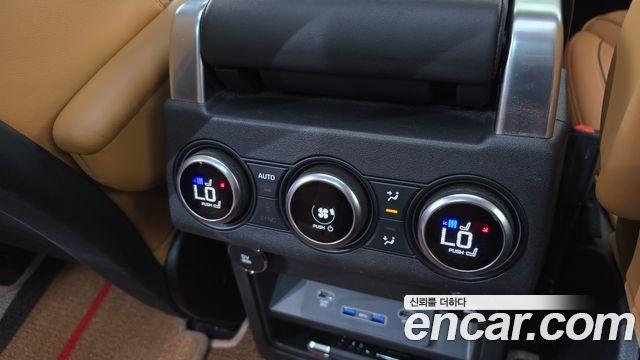 Land Rover Discovery 5 3.0 SD6 HSE Luxury 2019 — фото 35