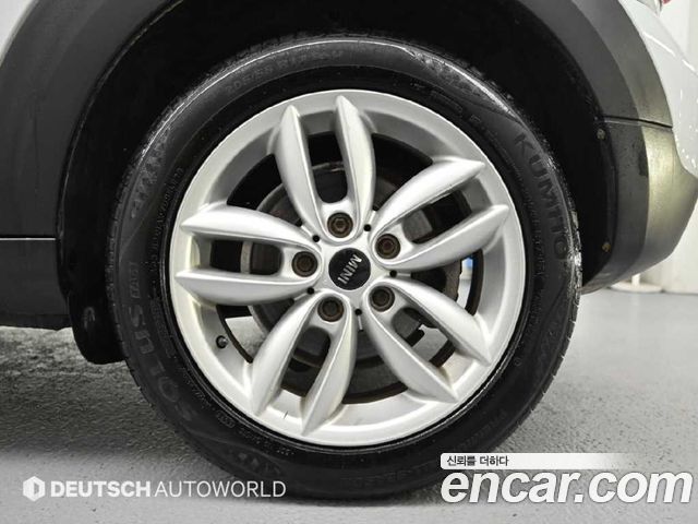 MINI Cooper D Countryman Standard 2nd 2013 — фото 5