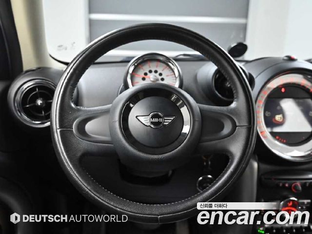 MINI Cooper D Countryman Standard 2nd 2013 — фото 17
