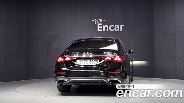 Mercedes-Benz E-Class (W214) E300 4MATIC AMG Line 2024 — фото 4