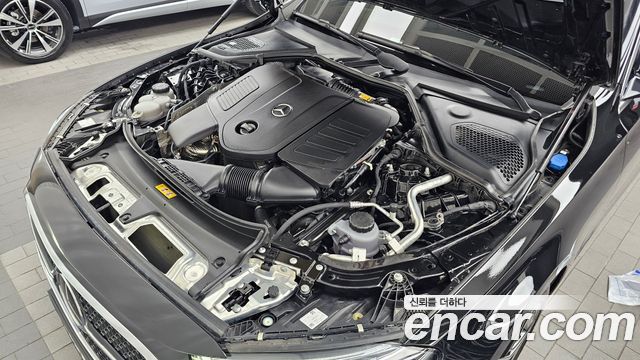 Mercedes-Benz E-Class (W214) E300 4MATIC AMG Line 2024 — фото 6