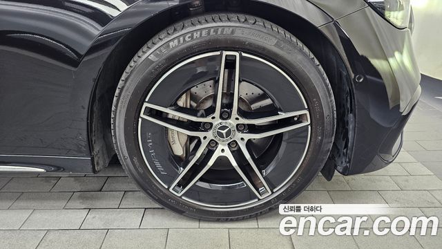 Mercedes-Benz E-Class (W214) E300 4MATIC AMG Line 2024 — фото 21