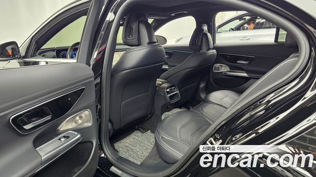 Mercedes-Benz E-Class (W214) E300 4MATIC AMG Line 2024 — фото 26