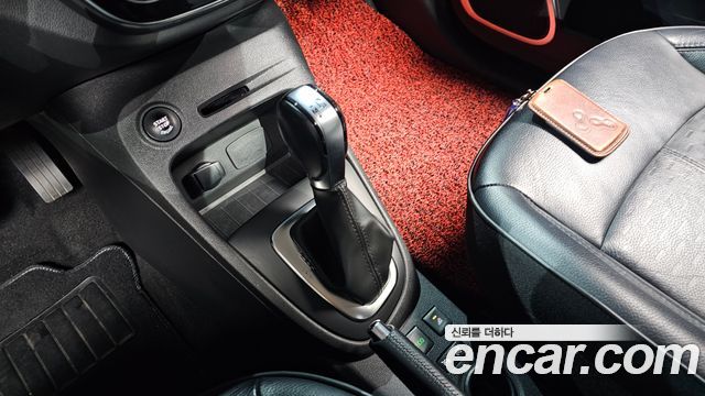 Renault Korea QM3 RE 2018 — фото 9