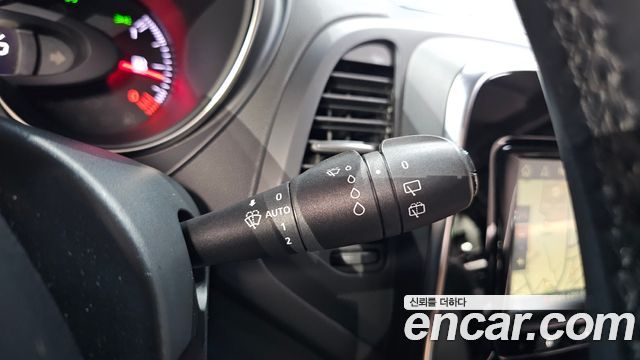 Renault Korea QM3 RE 2018 — фото 13