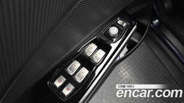 KG Mobility (SsangYong) Tivoli Armor VX 2WD 2018 — фото 27