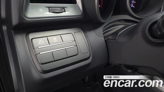 KG Mobility (SsangYong) Tivoli Armor VX 2WD 2018 — фото 28