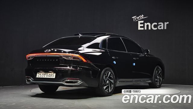 Hyundai Grandeur Hybrid (IG) Premium 2023 — фото 2