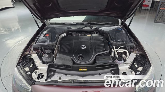 Mercedes-Benz E-Class (W213) E450 4MATIC Cabriolet 2021 — фото 6