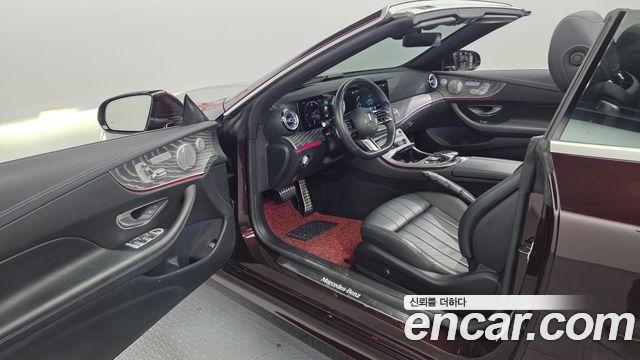 Mercedes-Benz E-Class (W213) E450 4MATIC Cabriolet 2021 — фото 10