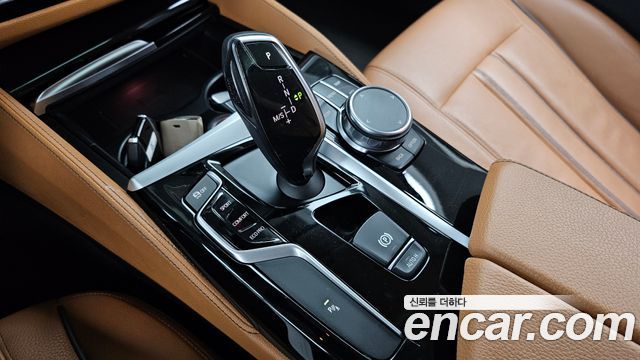BMW 5 Series (G30) 520i Luxury 2018 — фото 9