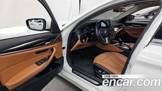 BMW 5 Series (G30) 520i Luxury 2018 — фото 10