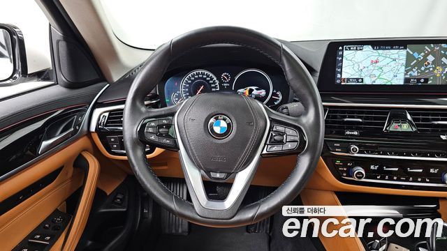 BMW 5 Series (G30) 520i Luxury 2018 — фото 13