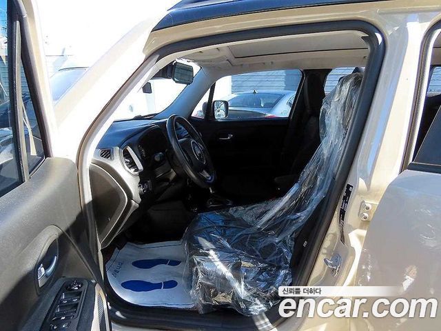 Jeep Renegade 2.4 Longitude 2016 — фото 5