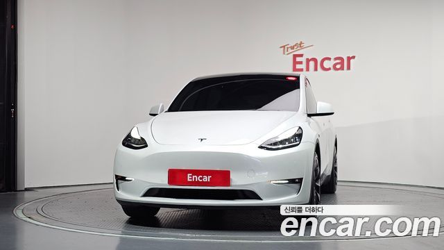 Tesla Model Y Long Range AWD 2022 — фото 3