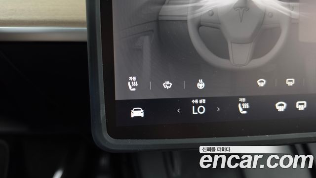 Tesla Model Y Long Range AWD 2022 — фото 28