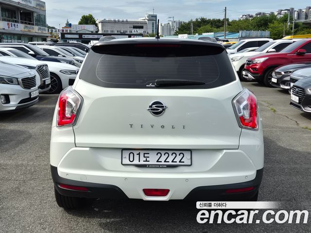 KG Mobility (SsangYong) Tivoli LX 2WD 2017 — фото 4