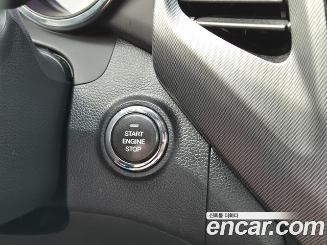KG Mobility (SsangYong) Tivoli LX 2WD 2017 — фото 10