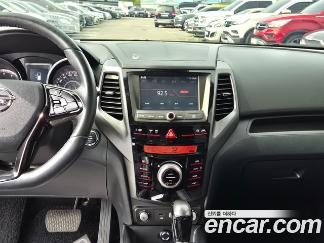 KG Mobility (SsangYong) Tivoli LX 2WD 2017 — фото 21