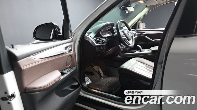 BMW X5 (F15) xDrive 30d 2017 — фото 10
