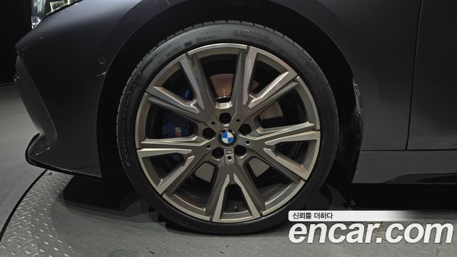 BMW 1 Series (F40) M135i xDrive 2021 — фото 5