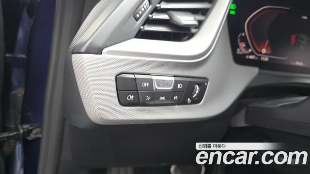 BMW 1 Series (F40) 118d Joy First Edition 2020 — фото 17