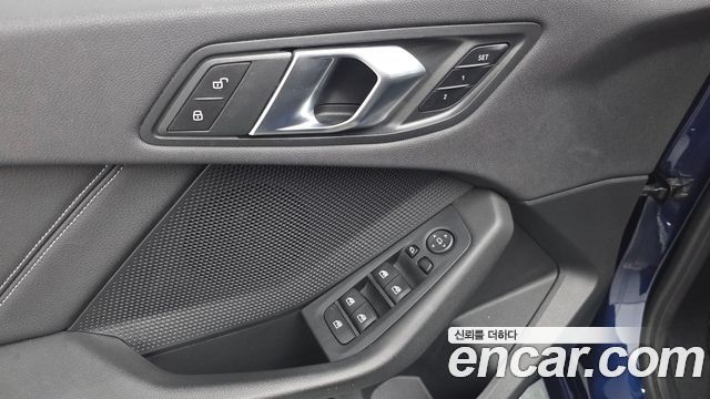 BMW 1 Series (F40) 118d Joy First Edition 2020 — фото 27