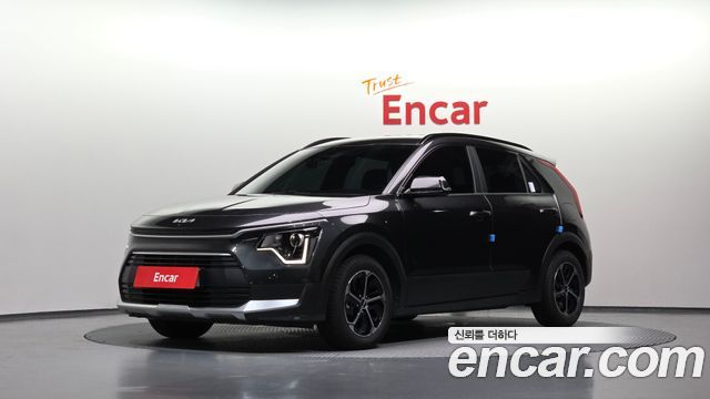 Kia Niro Trendy 2022 — фото 1