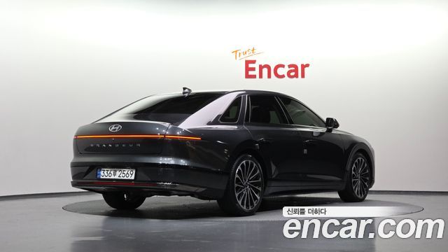Hyundai Grandeur (GN7) 3,5 Gasoline 4WD Calligraphy 2023 — фото 2