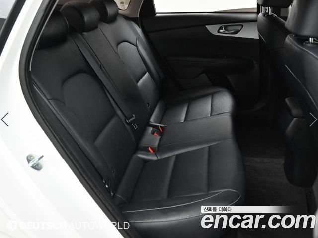 Kia K3 (II) 1.6 Prestige 2022 — фото 16