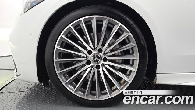 Mercedes-Benz C-Class (W206) C300 4MATIC AMG Line 2023 — фото 5