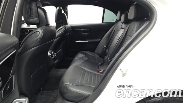 Mercedes-Benz C-Class (W206) C300 4MATIC AMG Line 2023 — фото 12