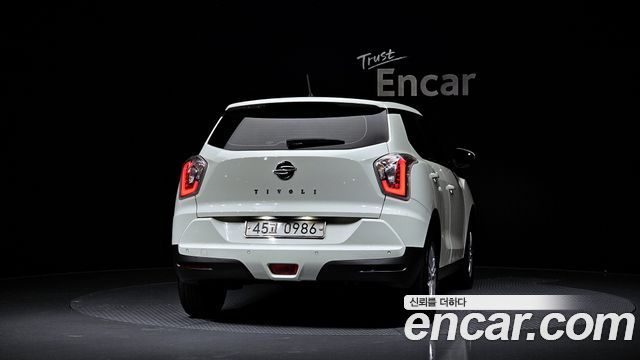 KG Mobility (SsangYong) Tivoli VX 2WD 2016 — фото 4