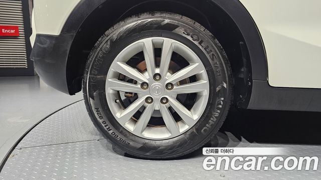 KG Mobility (SsangYong) Tivoli VX 2WD 2016 — фото 5