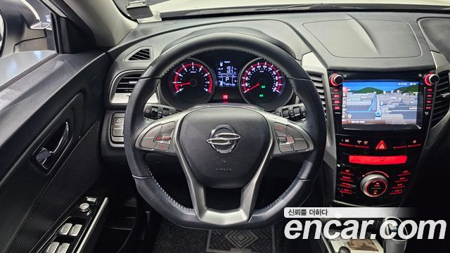 KG Mobility (SsangYong) Tivoli VX 2WD 2016 — фото 13