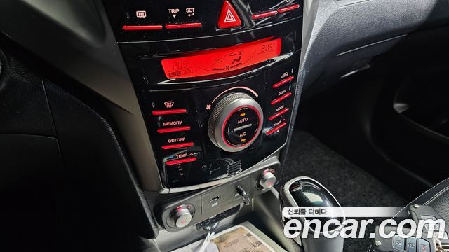 KG Mobility (SsangYong) Tivoli VX 2WD 2016 — фото 31