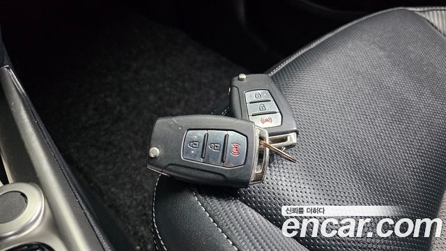 KG Mobility (SsangYong) Tivoli VX 2WD 2016 — фото 32