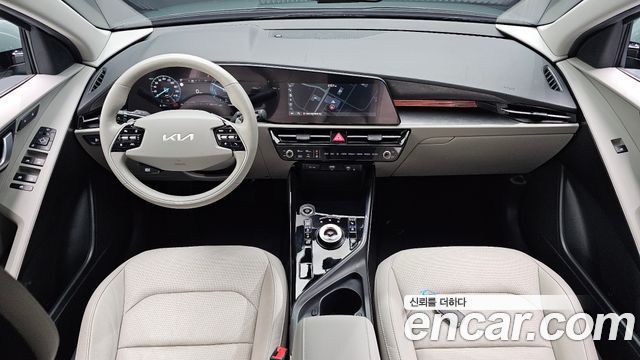 Kia Niro EV Air 2023 — фото 7