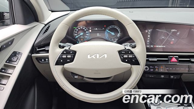 Kia Niro EV Air 2023 — фото 17